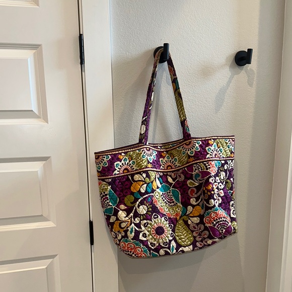 EUC Vera Bradley Brand Colorful Floral Patterned Shoulder Bag Purse Tote Bag main image 6